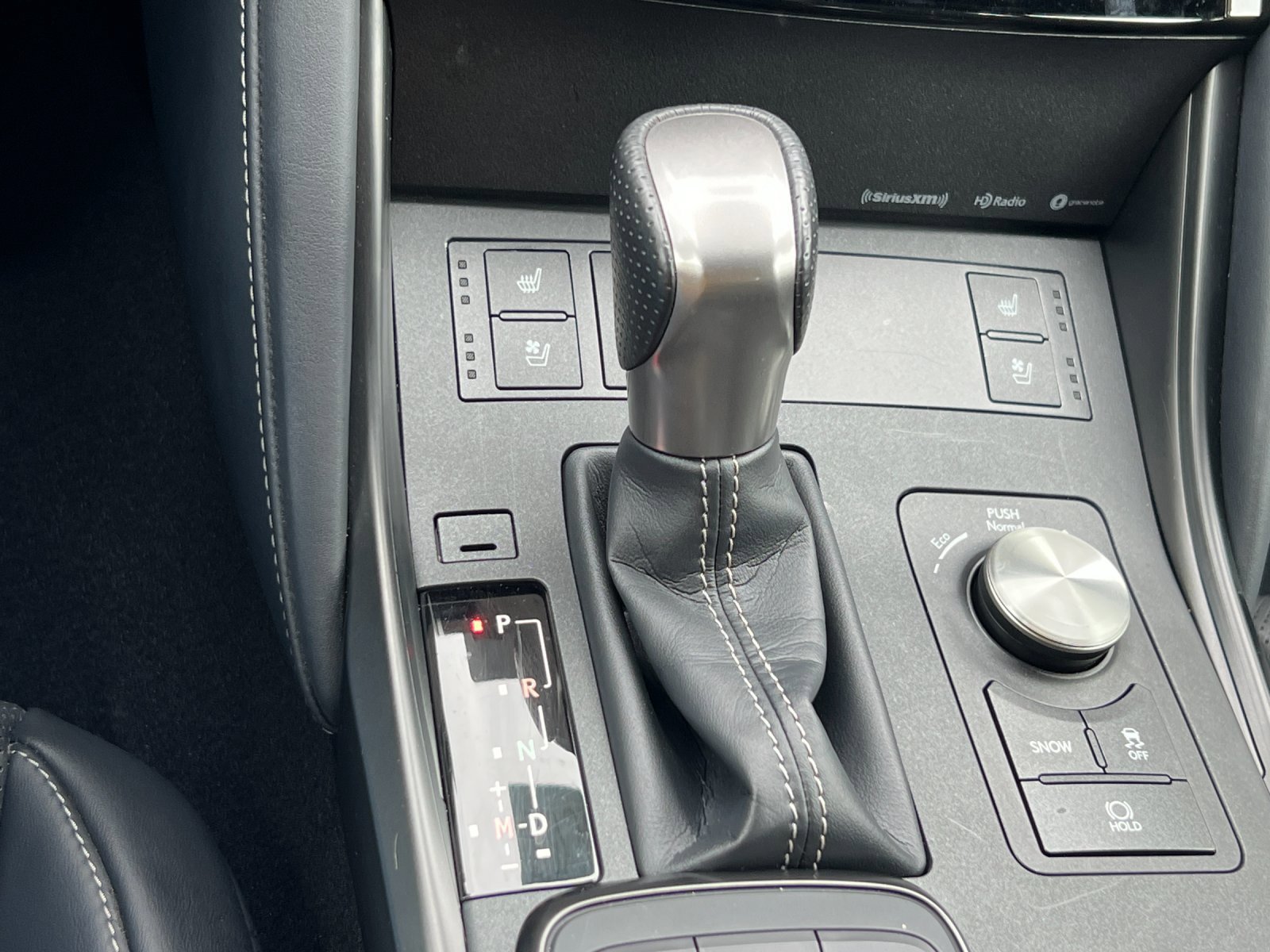 2023 Lexus IS 350 F SPORT - Photo 19