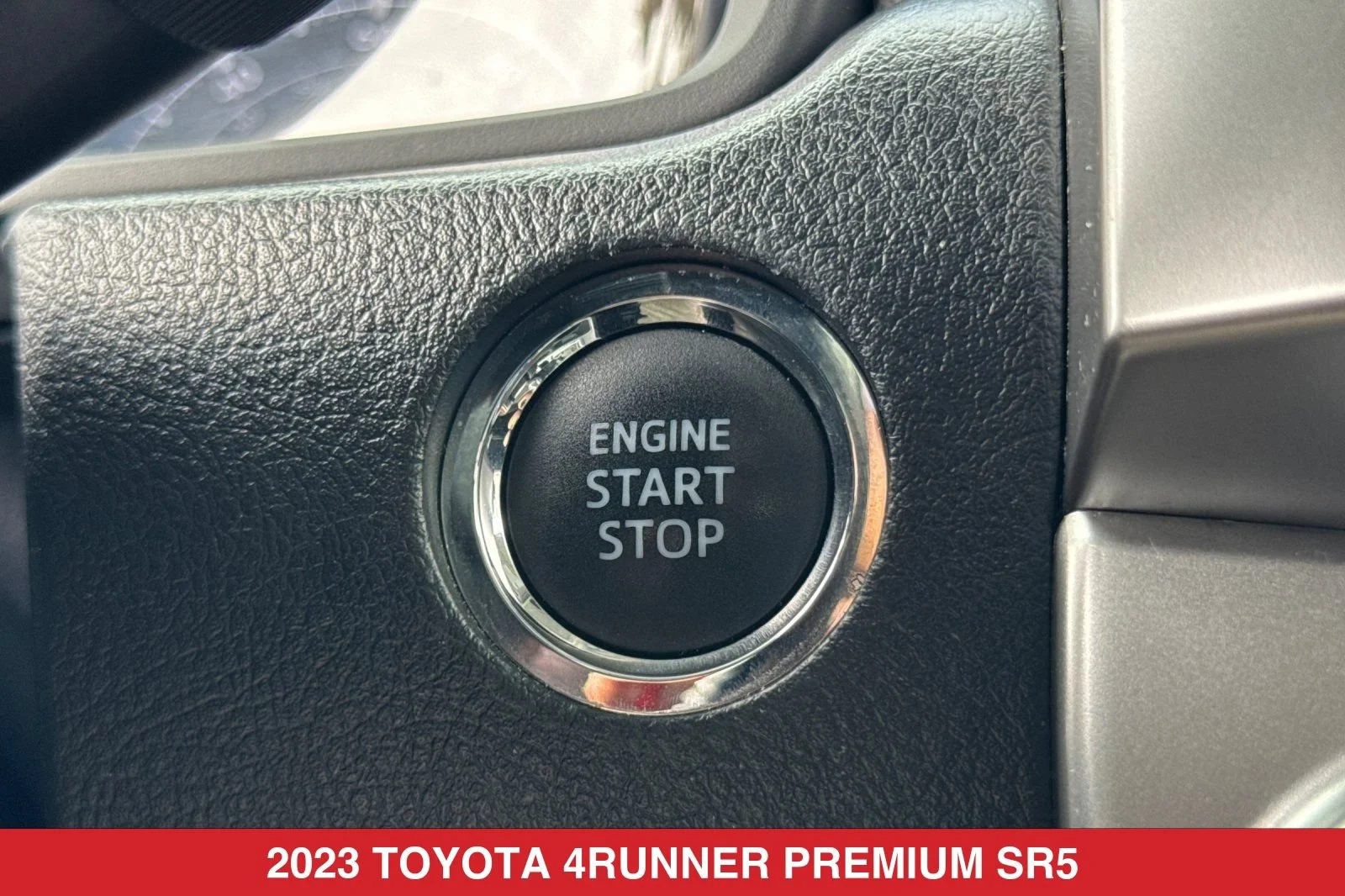 Used 2023 CLASSIC SILVER METALLIC Toyota SR5 Premium image 26