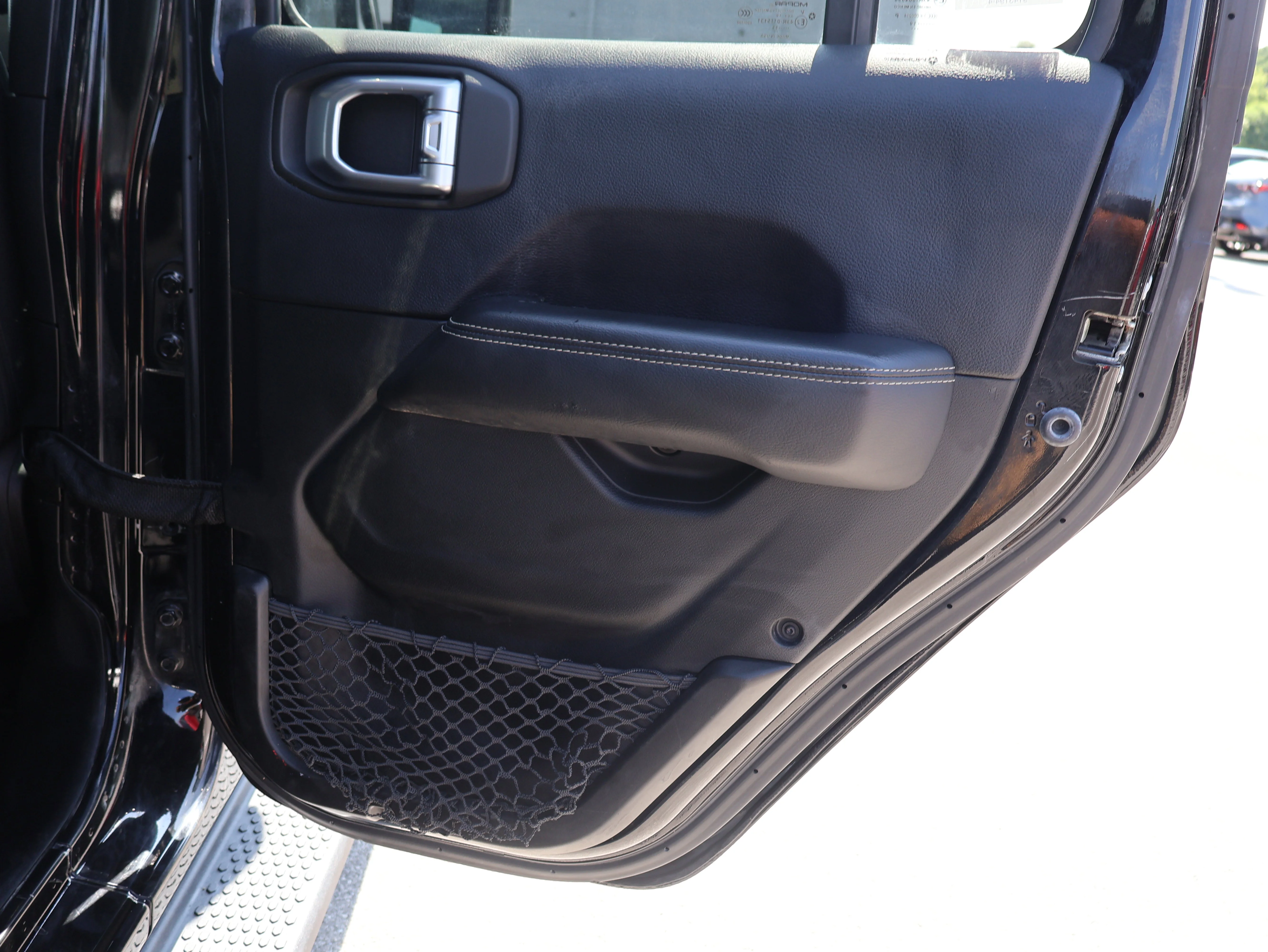 Used 2019 Black Clearcoat Jeep Sahara image 14