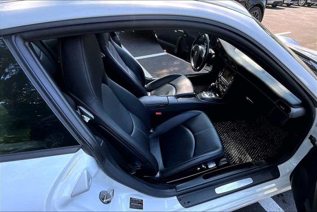 Used 2011 White Porsche Carrera image 29