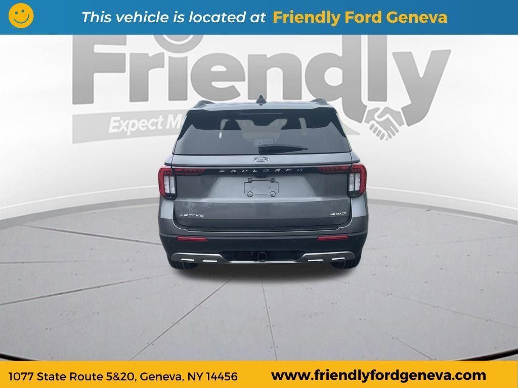 Used 2025 Gray Ford Active image 6