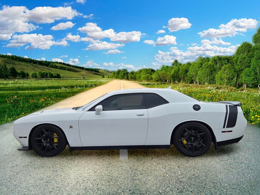 Used 2015 White Dodge R/T Scat Pack image 3