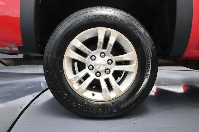 Used 2014 Red Chevrolet LT image 16