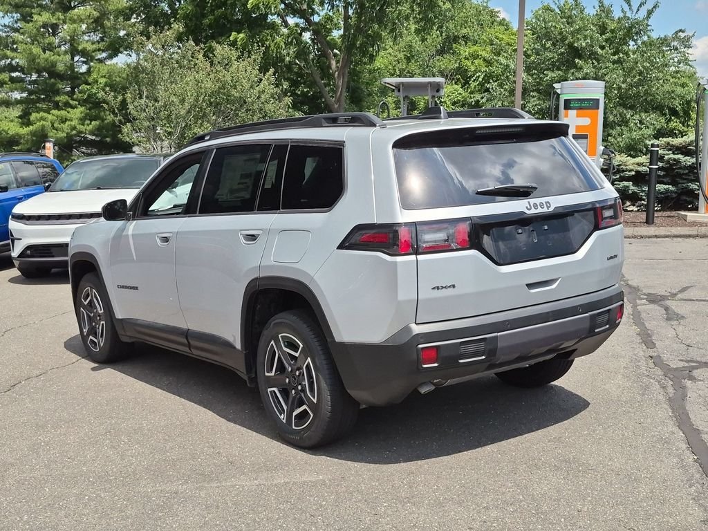 New 2026 Silver Zynith Clear-Coat Exterior Paint Jeep Laredo image 5