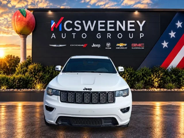 Used 2020 White Jeep Altitude image 8