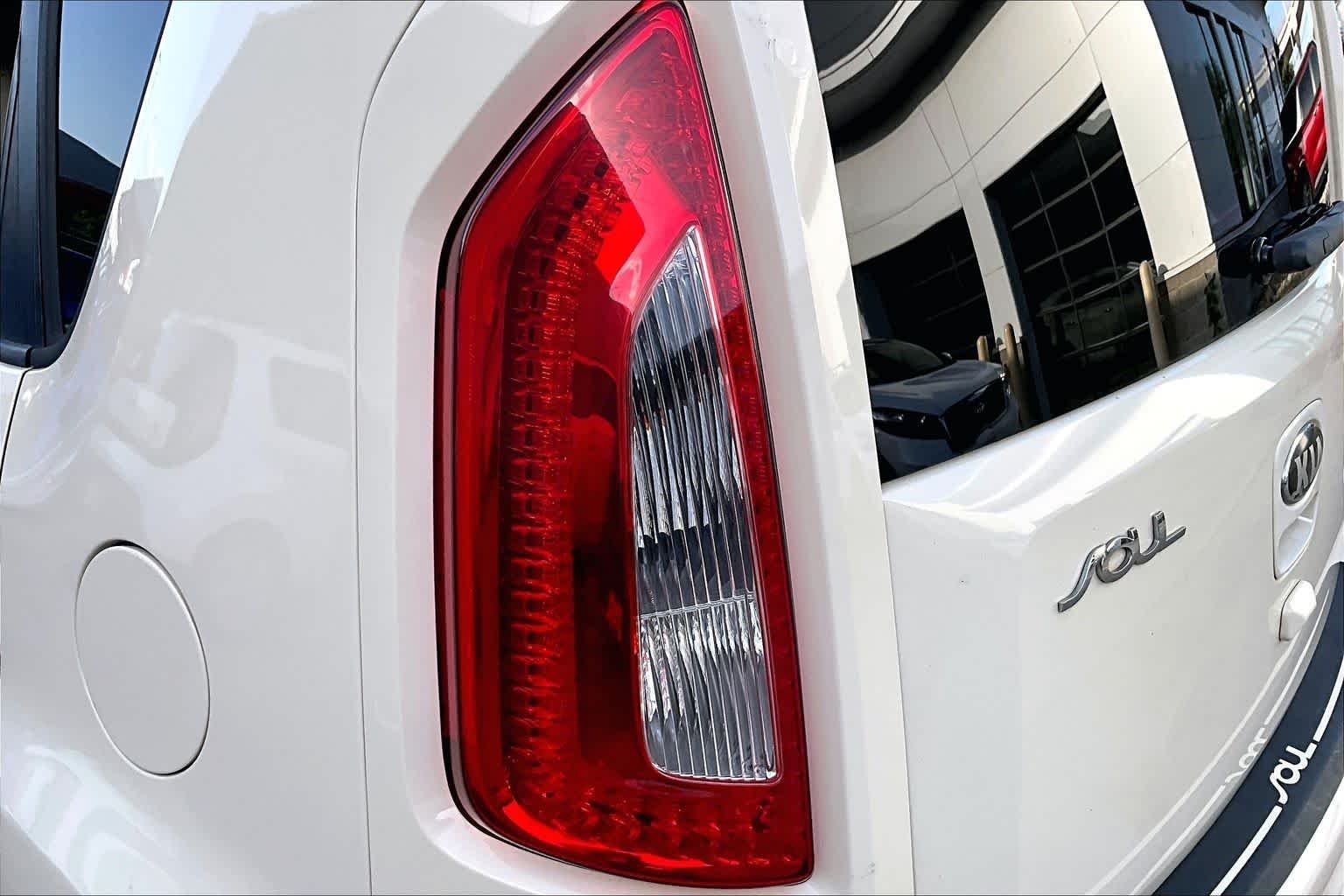 Used 2013 Dune Kia ! image 26