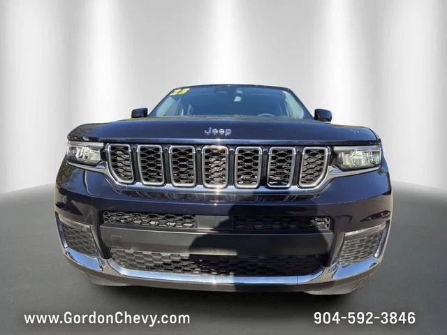 Used 2023 Blue Jeep Limited 4x2 image 9