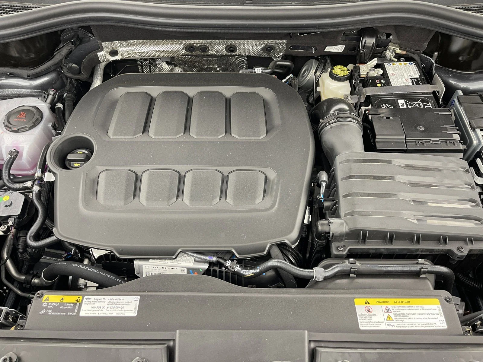 2025 Volkswagen Tiguan SE - Photo 35