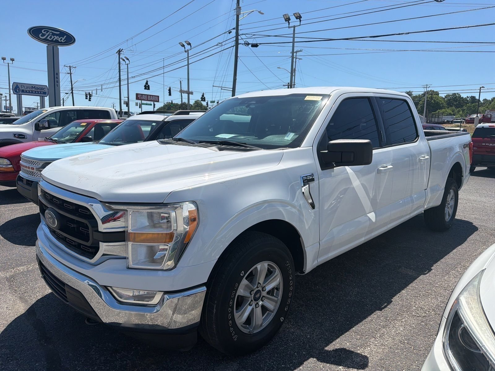 Certified Used 2023 Oxford White Ford XLT image 1