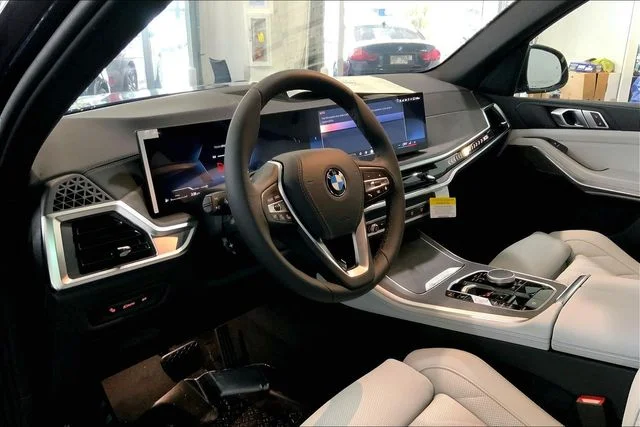 2026 BMW X5 40i - Photo 8