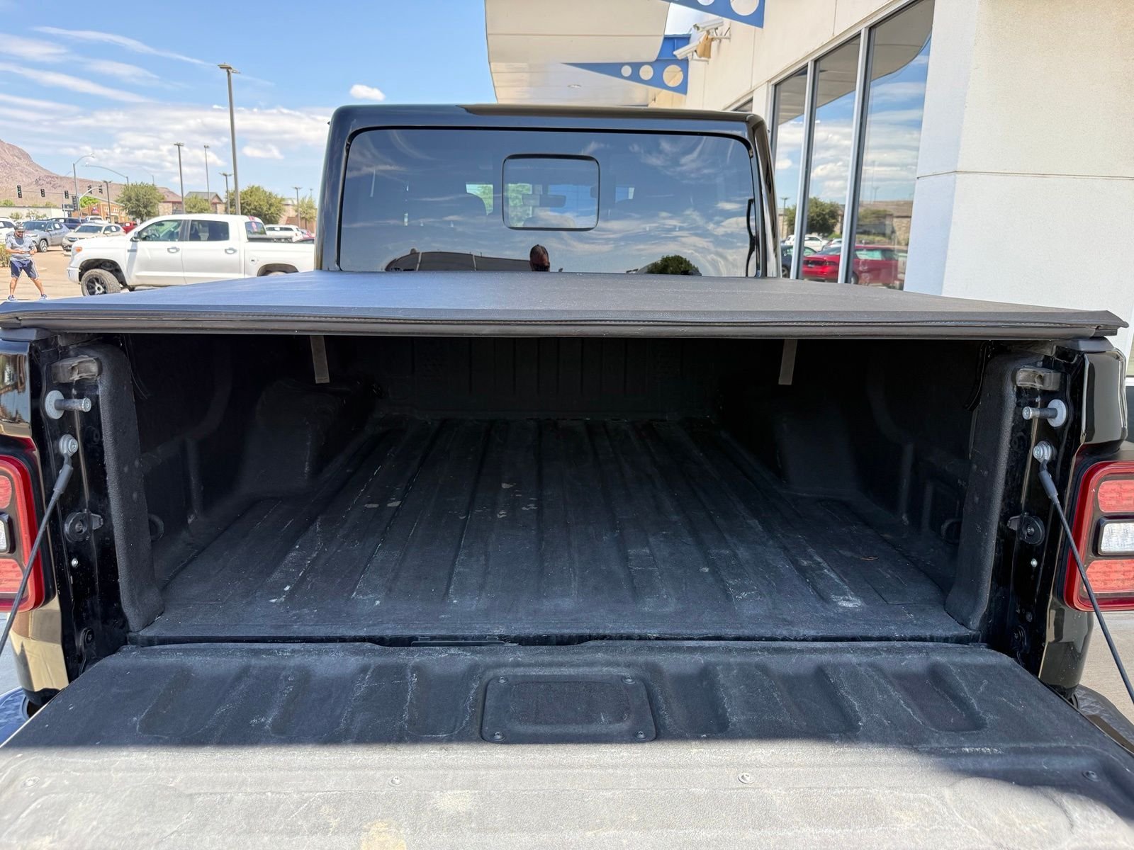 2023 Jeep Gladiator Mojave - Photo 43
