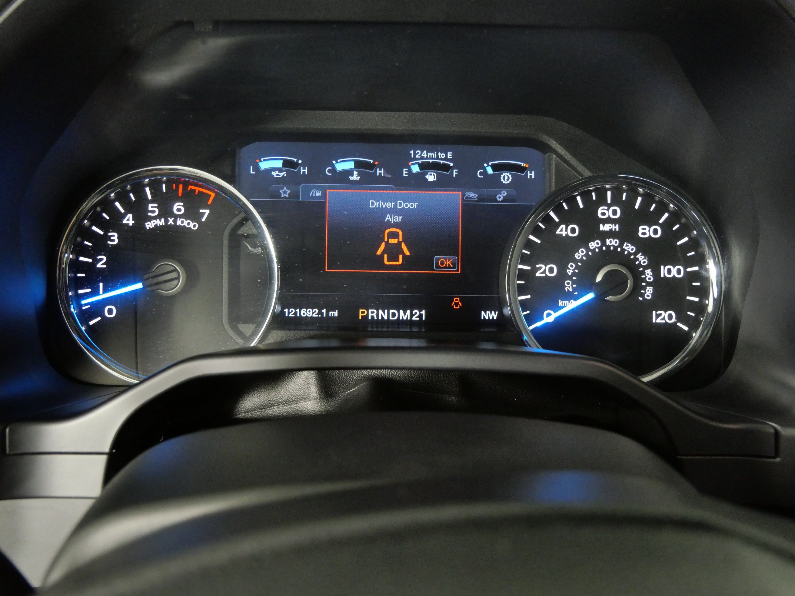 Used 2016 Shadow Black Ford Lariat image 25