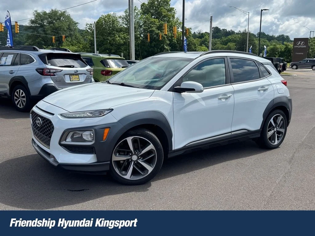 Used 2018 White Hyundai Limited image 1
