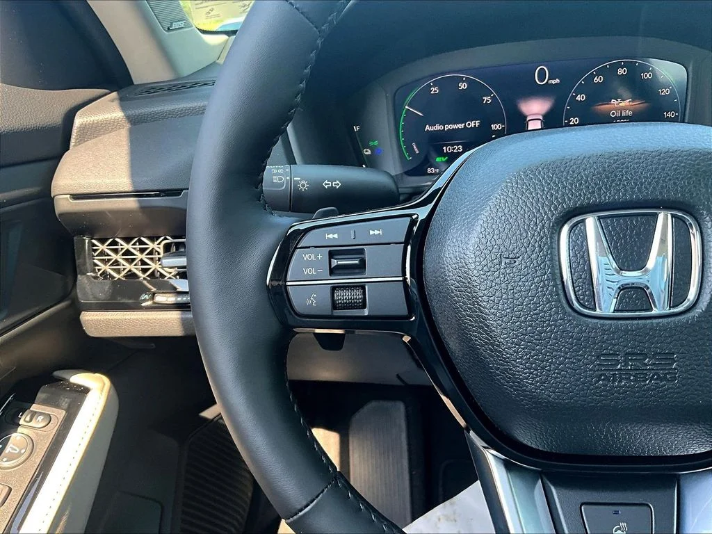 New 2026 Meteorite Gray Metallic Honda Touring Hybrid image 11