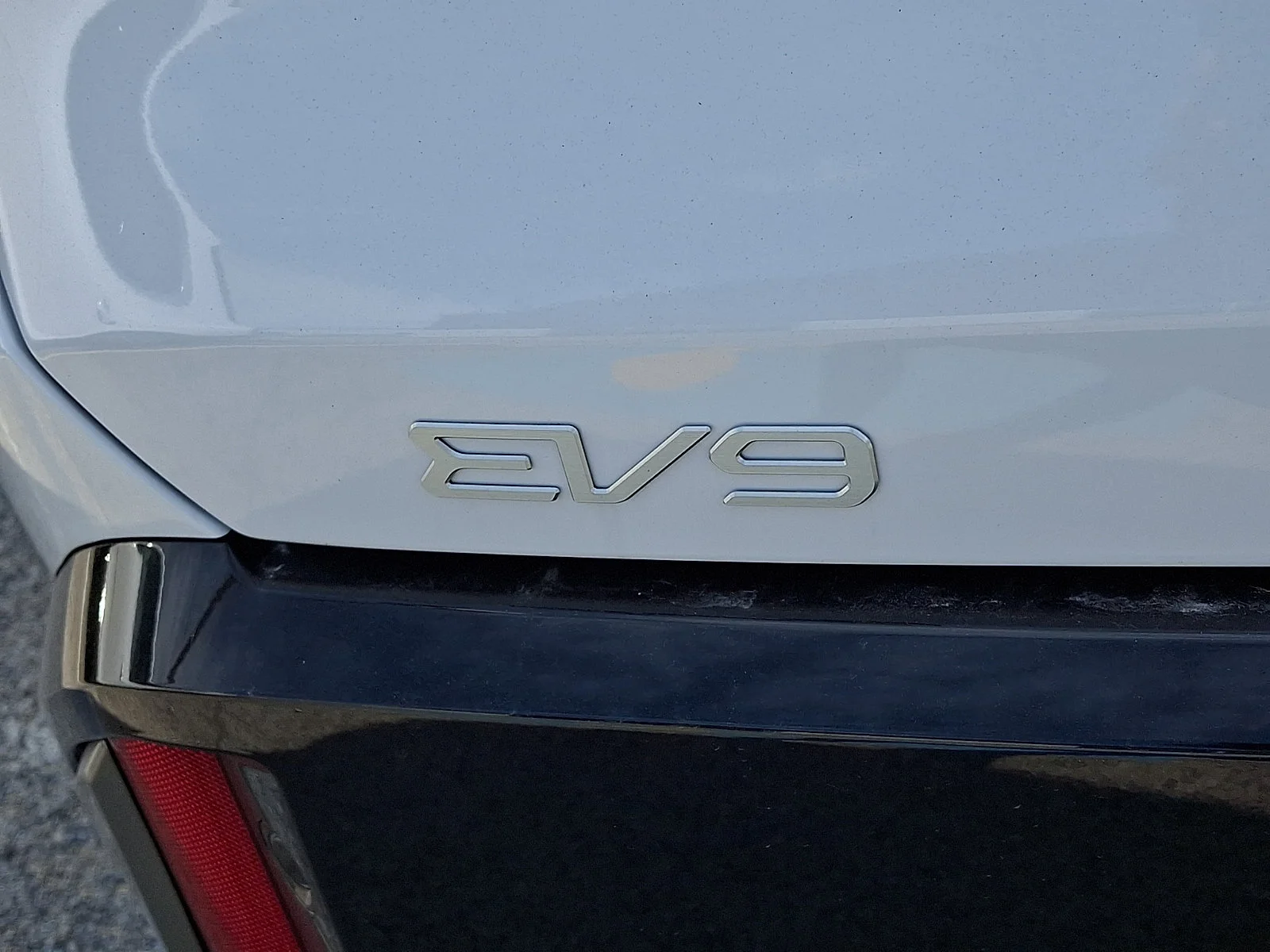 New 2026 White Kia GT-Line image 23