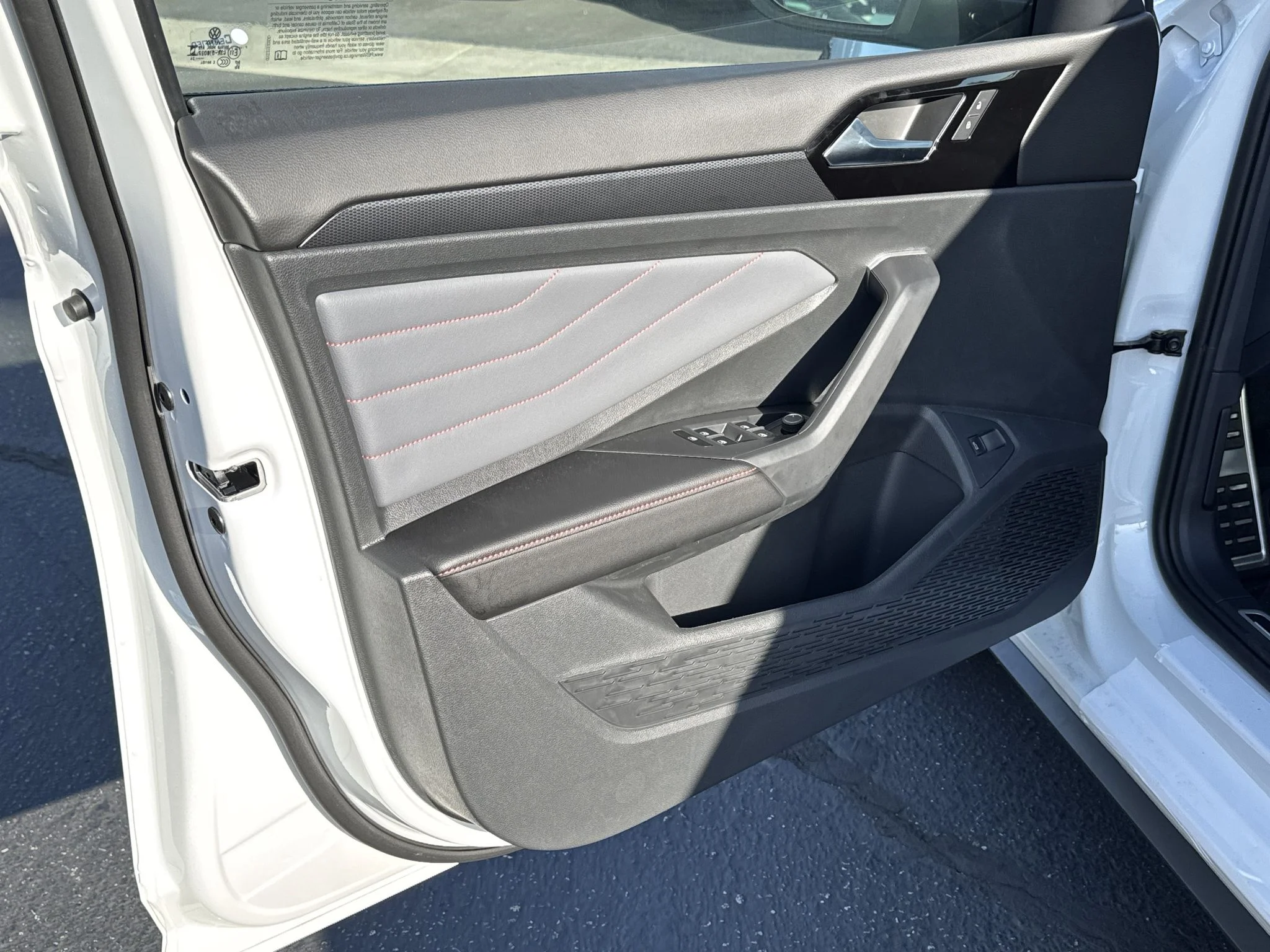 New 2026 Pure White Volkswagen Autobahn image 12
