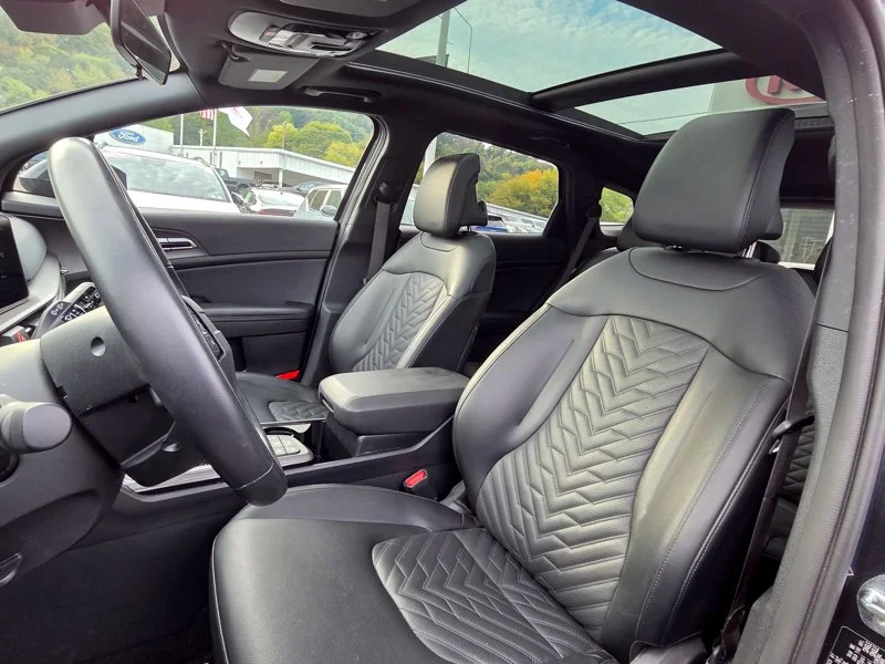 Used 2026 Gray Kia X-Line image 10