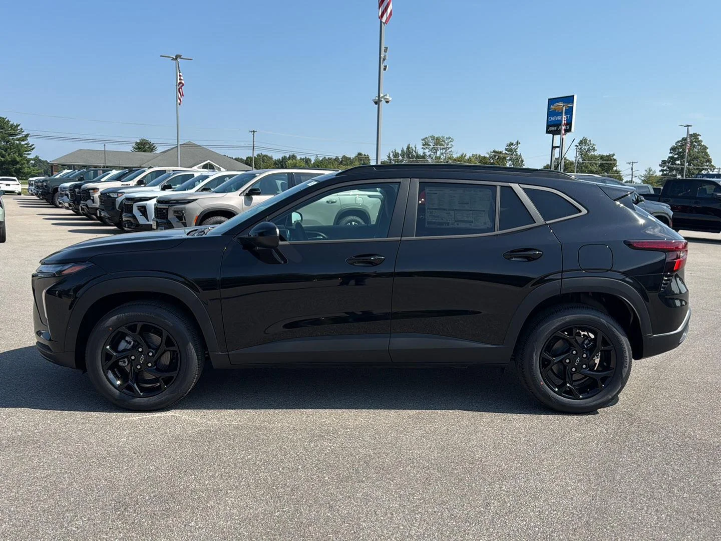 2026 Chevrolet Trax LT - Photo 8