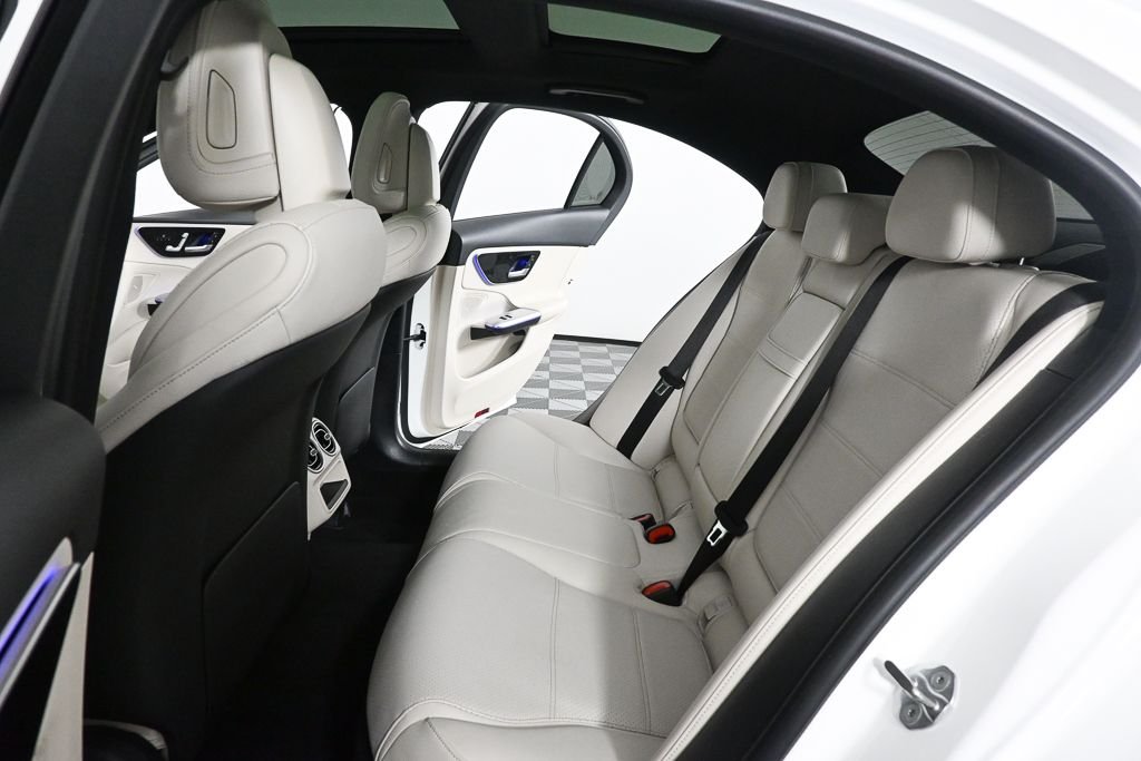Used 2022  Mercedes-Benz C 300 image 18