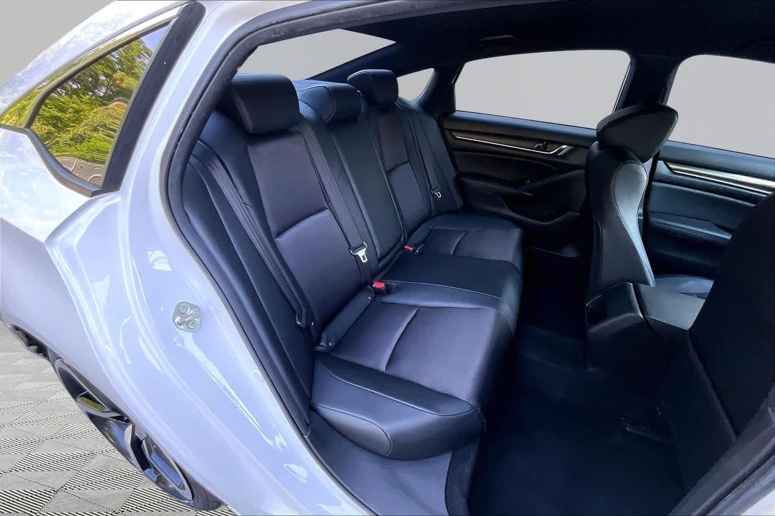 Used 2019 Platinum White Pearl Honda Sport 1.5T image 20