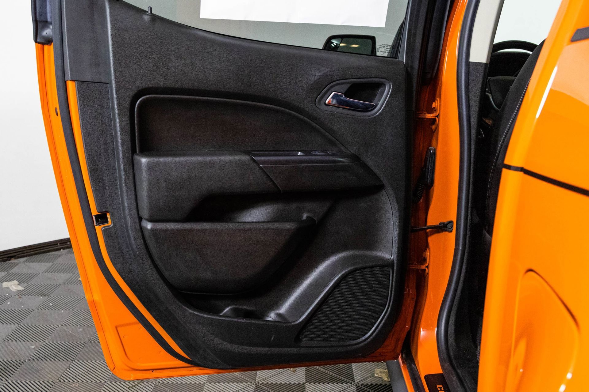 2021 CHEVROLET COLORADO - Image 32