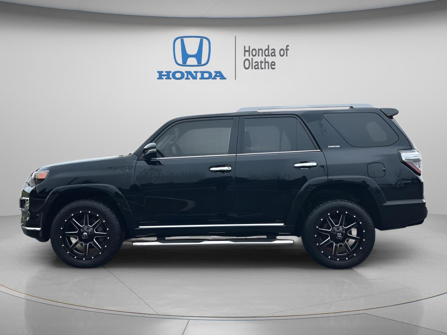 Used 2023 Toyota 4Runner Limited with VIN JTEKU5JR7P6179728 for sale in Kansas City