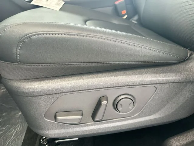 New 2027 Wolf Gray Kia EX image 16