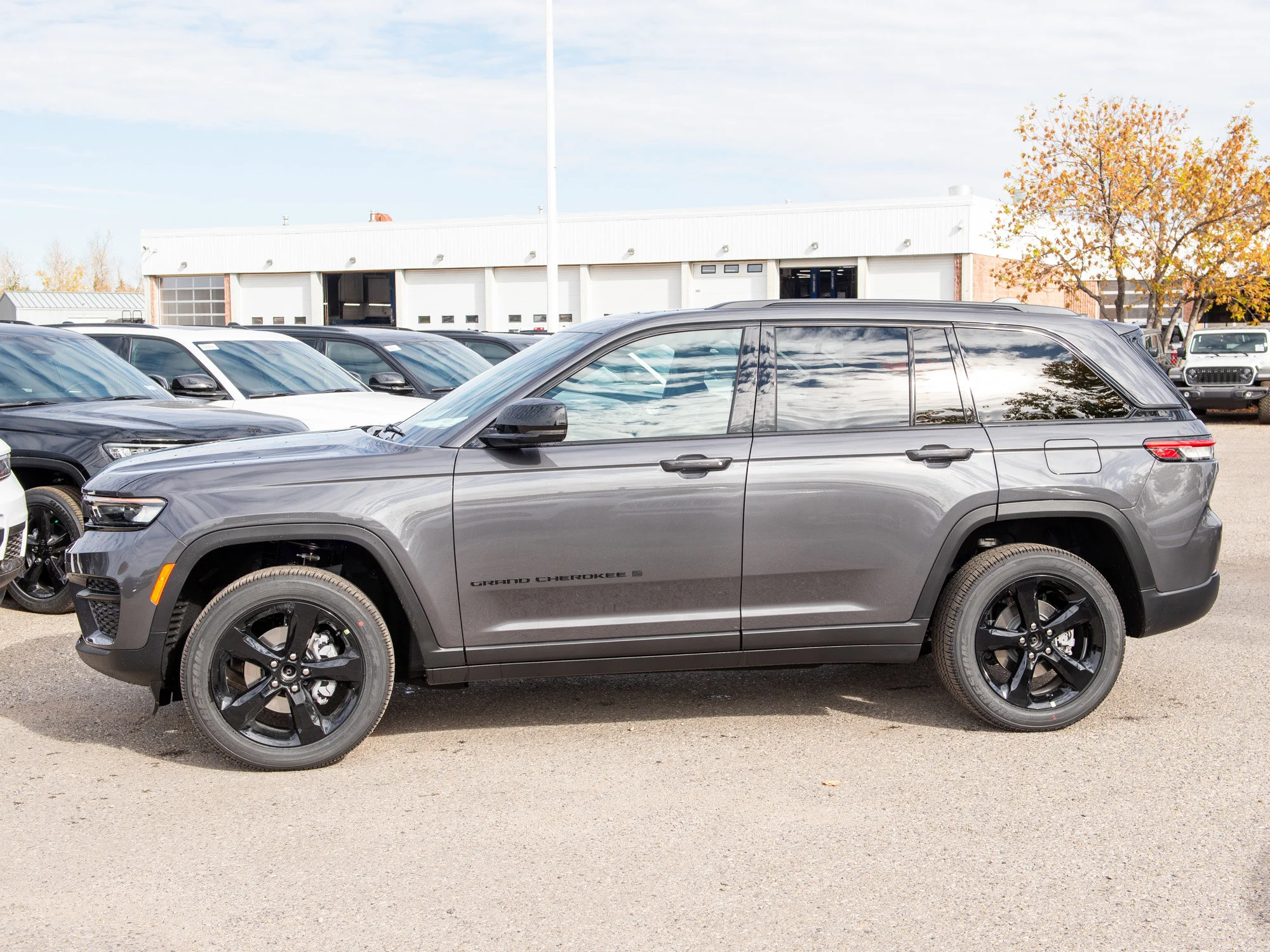 New 2025 Grey Jeep Altitude* 4x4, Sunroof, Remote Start, Heated Seats/Wheel image 2