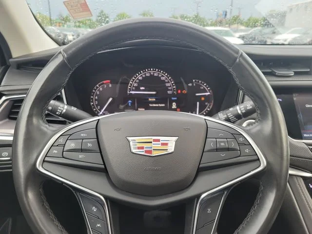 Used 2018 Red Cadillac Luxury image 25