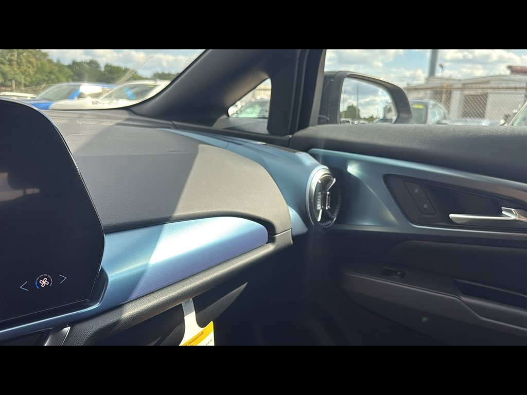 2025 Chevrolet Equinox EV 1LT - Photo 16
