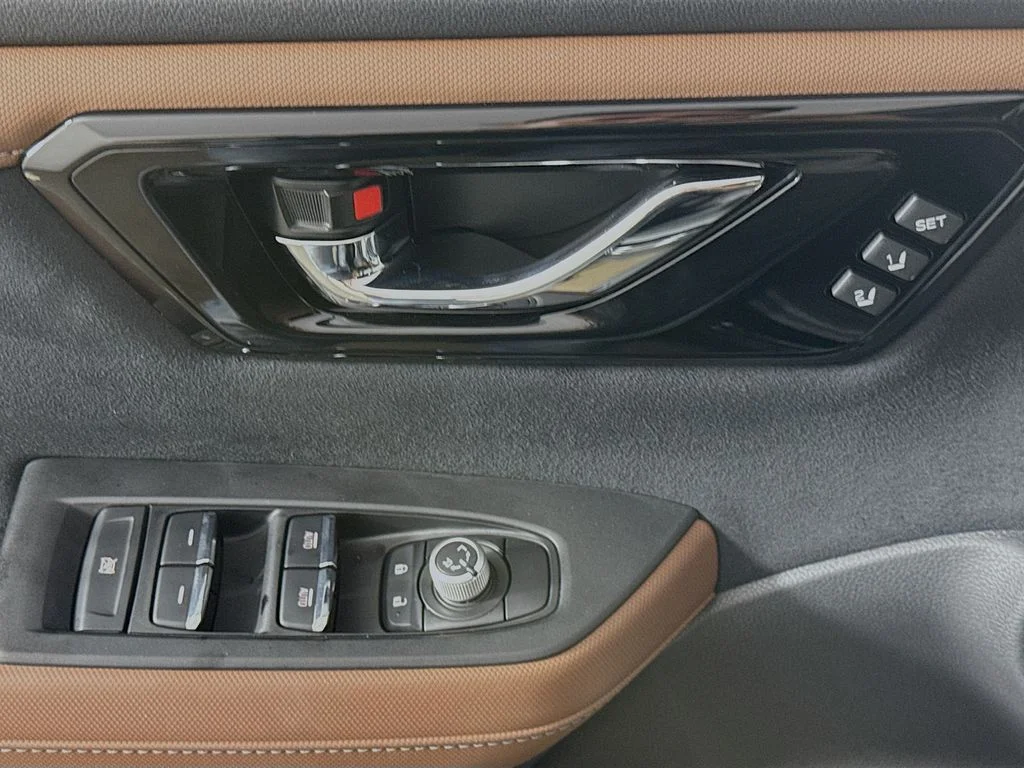 Used 2026 Black Subaru Touring image 21