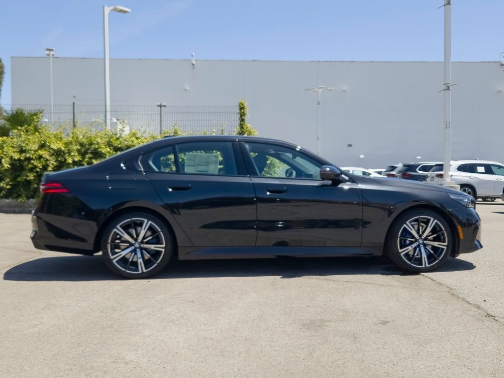 New 2026 Black Sapphire Metallic BMW 530i image 4
