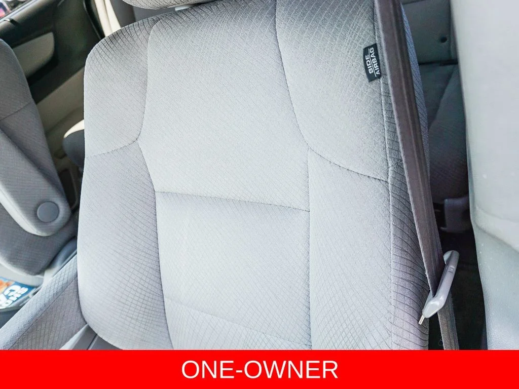 Used 2015  Honda EX image 20