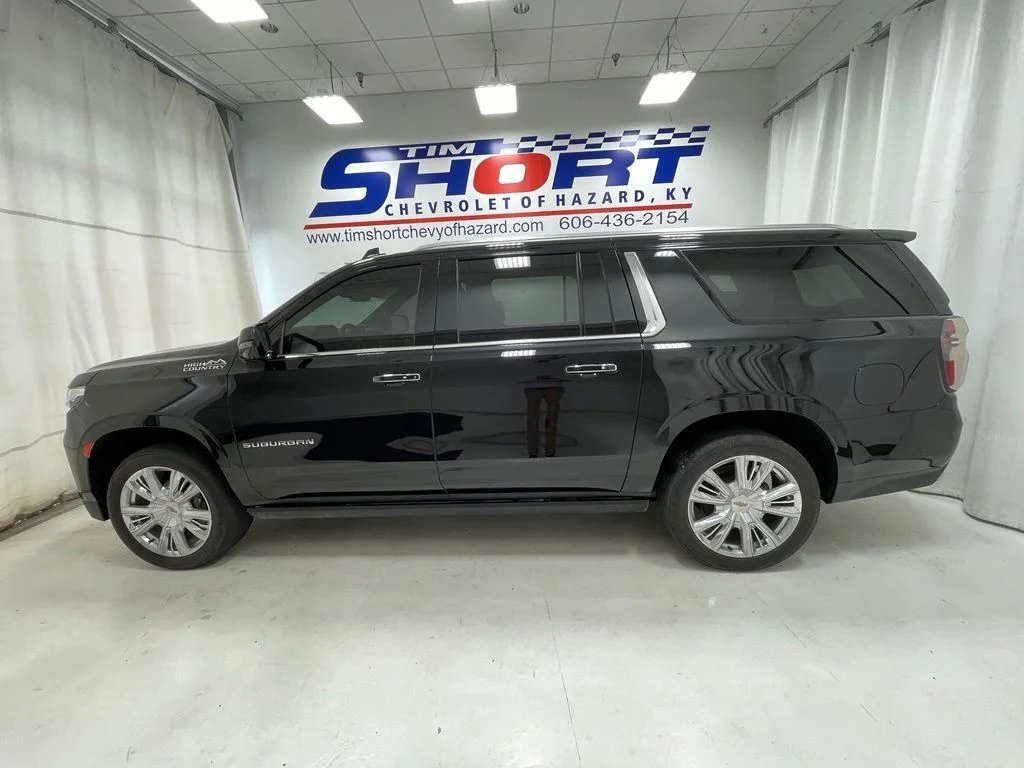 Used 2023 Black Chevrolet High Country image 10