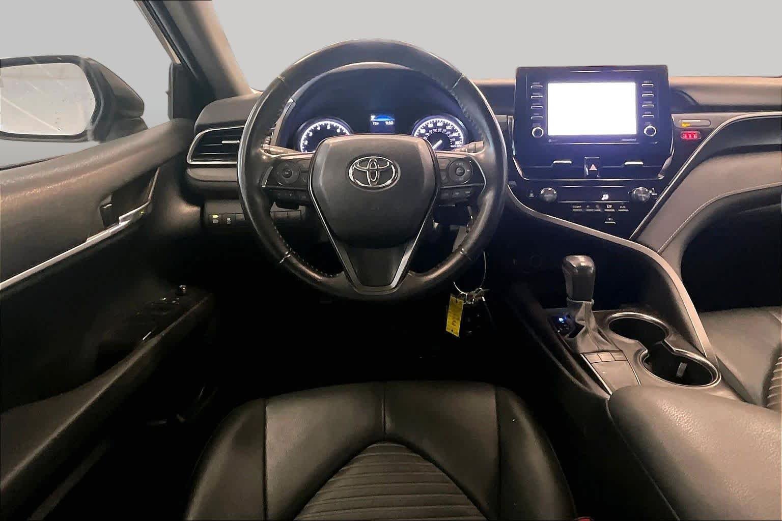 Used 2023 Predawn Gray Mica Toyota SE image 5