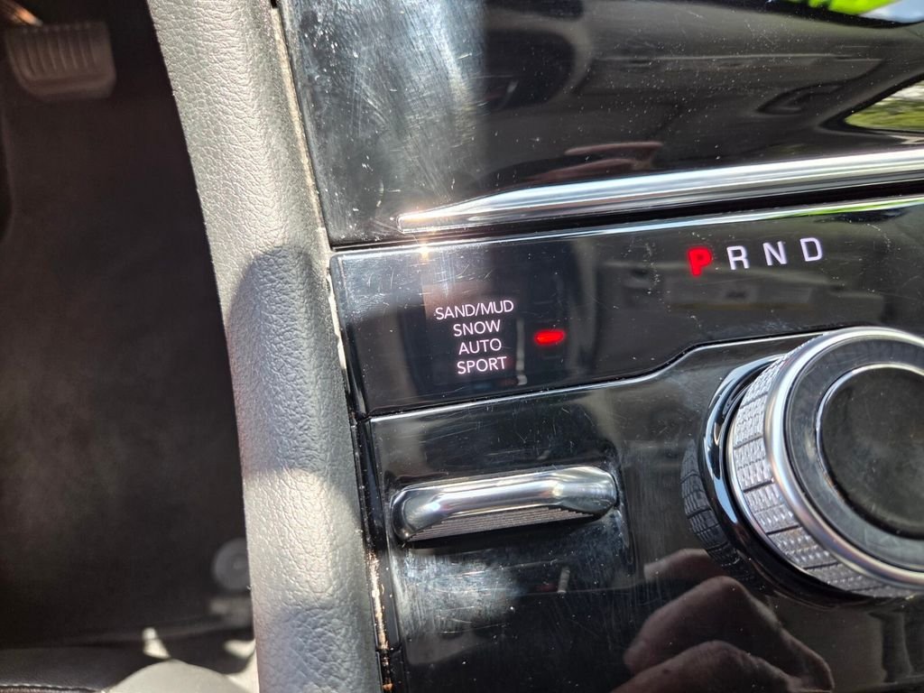 Used 2022 White Jeep Limited image 30