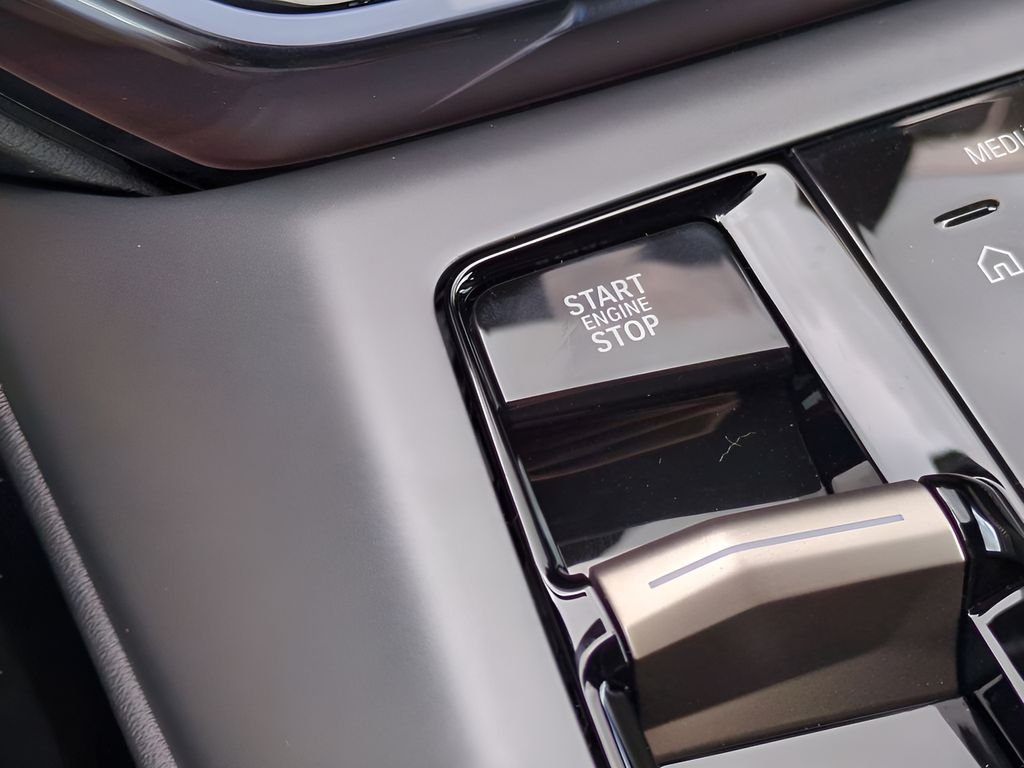 New 2025 Black Sapphire Metallic BMW 30 xDrive image 29