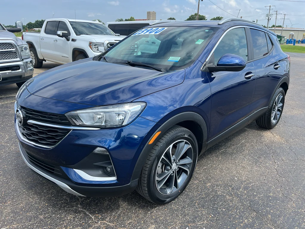 2022 Buick Encore GX Select's photo
