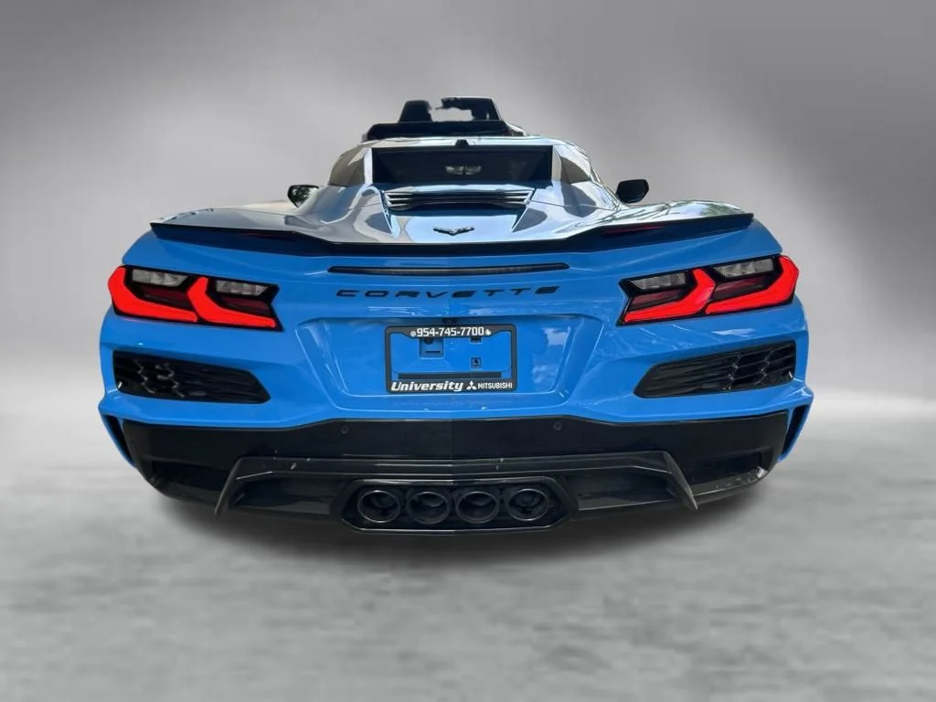 Used 2025 Blue Chevrolet Z06 image 26
