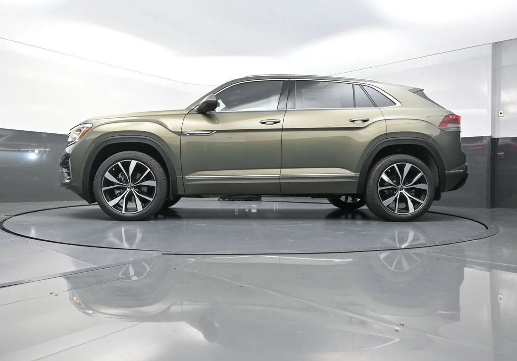 New 2026  Volkswagen 2.0T SEL Premium R-Line image 25