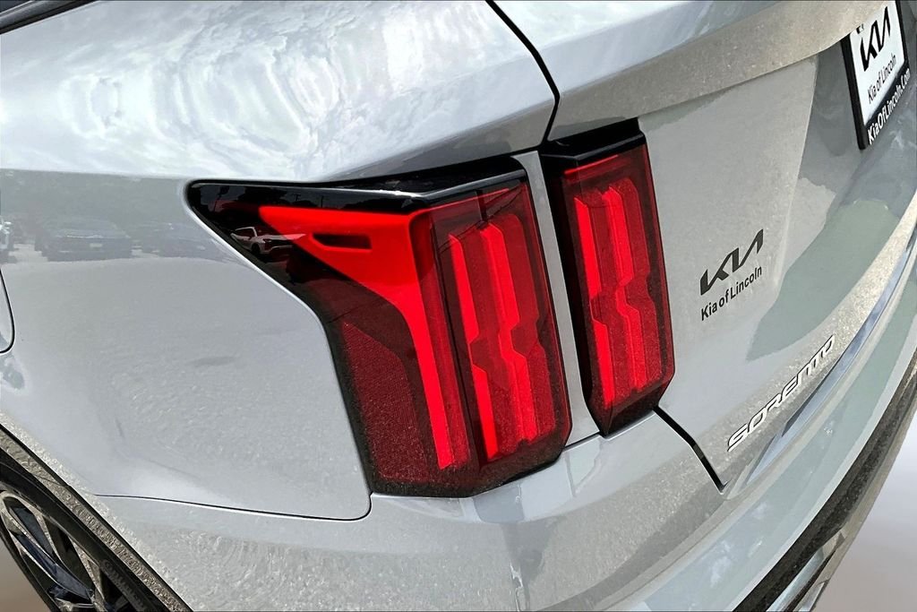 Used 2023 Wolf Gray Kia SX image 22