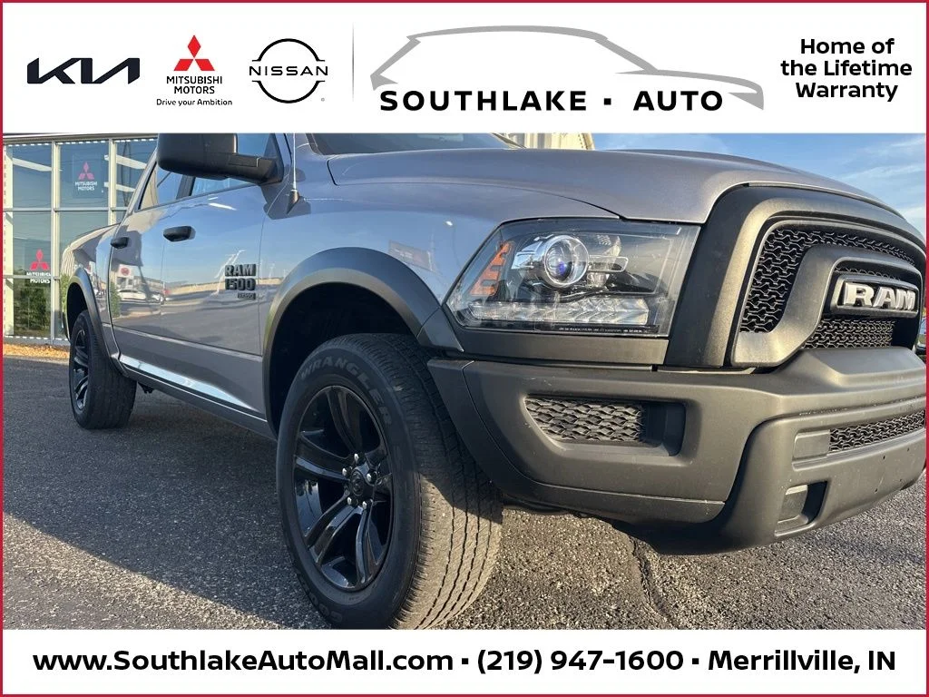 2024 RAM 1500 Classic Warlock 4x4 Crew Cab 5'7's photo