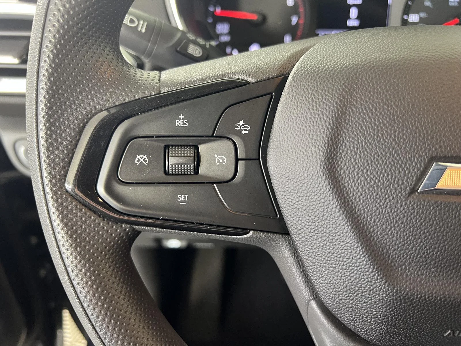 Used 2021 MIDNIGHT BLUE METALLIC Chevrolet LT image 9