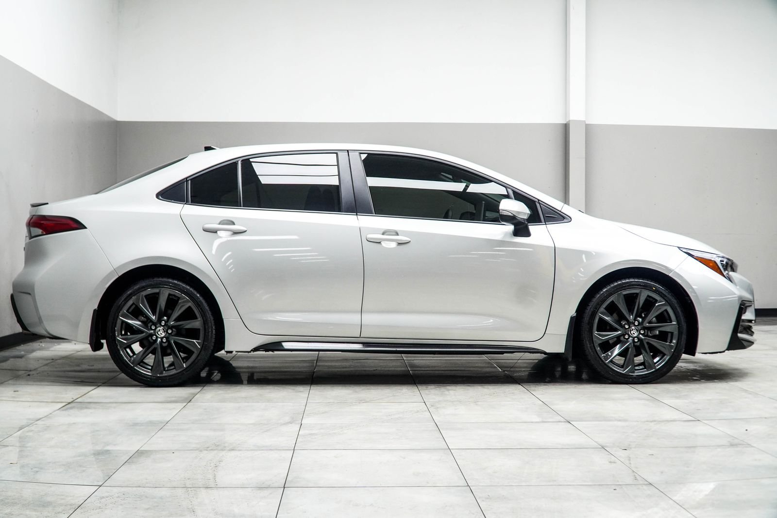 Used 2025 Gray Toyota XSE image 6