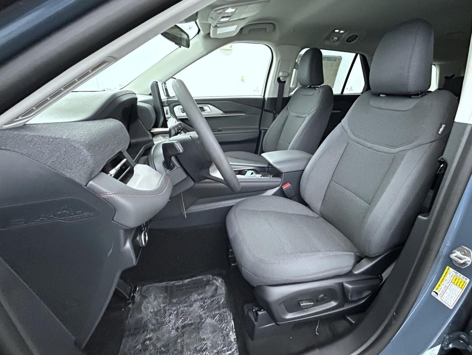 New 2026 Vapor Blue Metallic Ford Active image 10