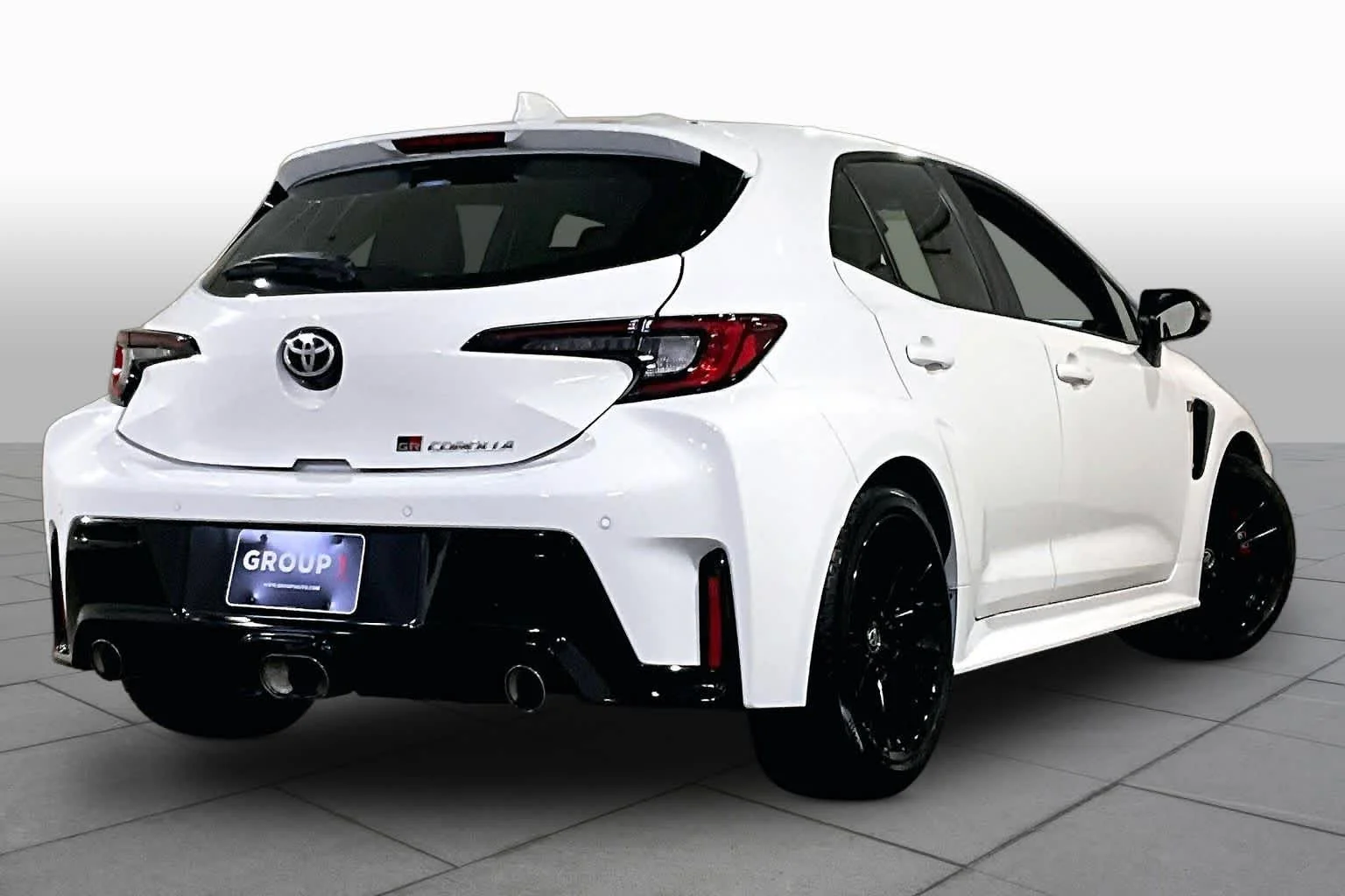 Used 2025 Ice Cap Toyota Premium image 13