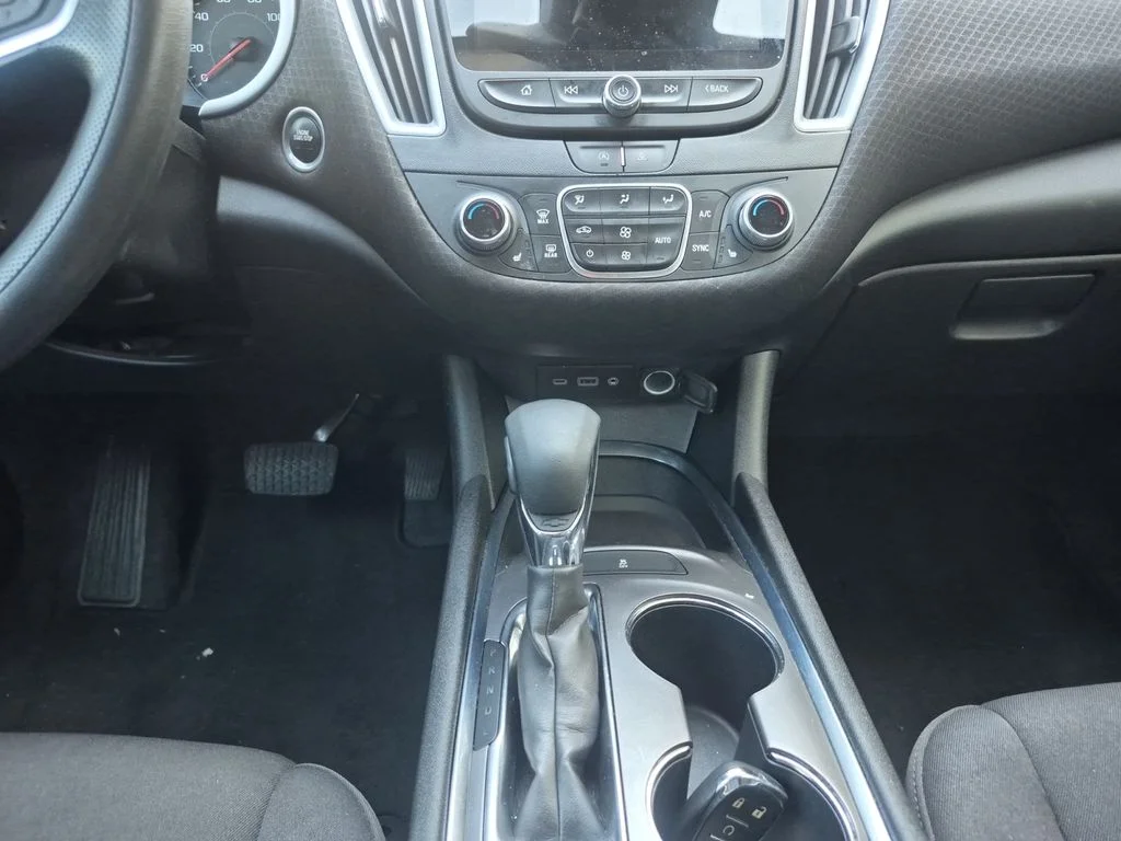 Used 2023 Sterling Gray Metallic Chevrolet LT image 10