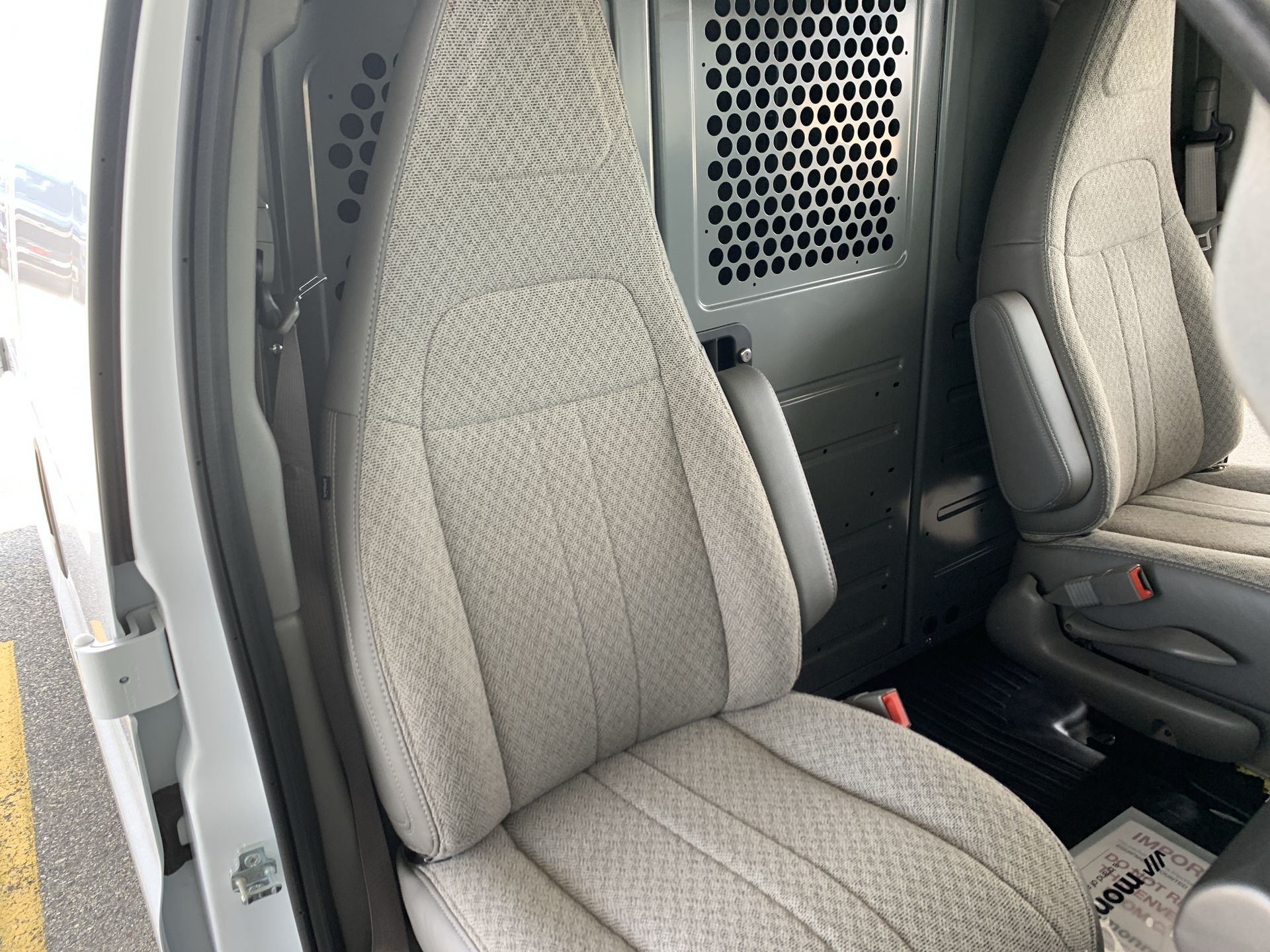 New 2025 Summit White GMC Work Van image 44