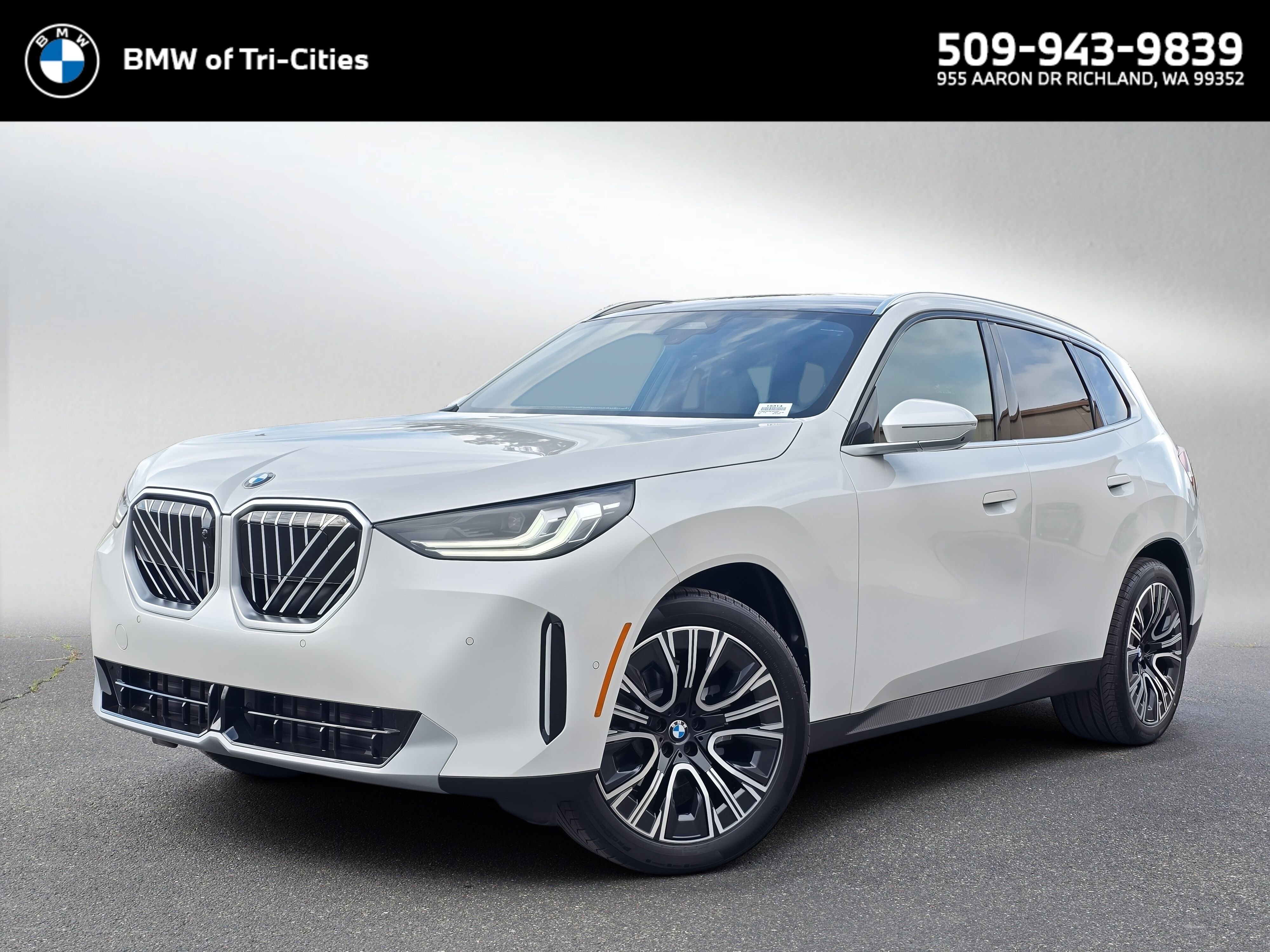 2026 BMW X3 30 XDRIVE's photo