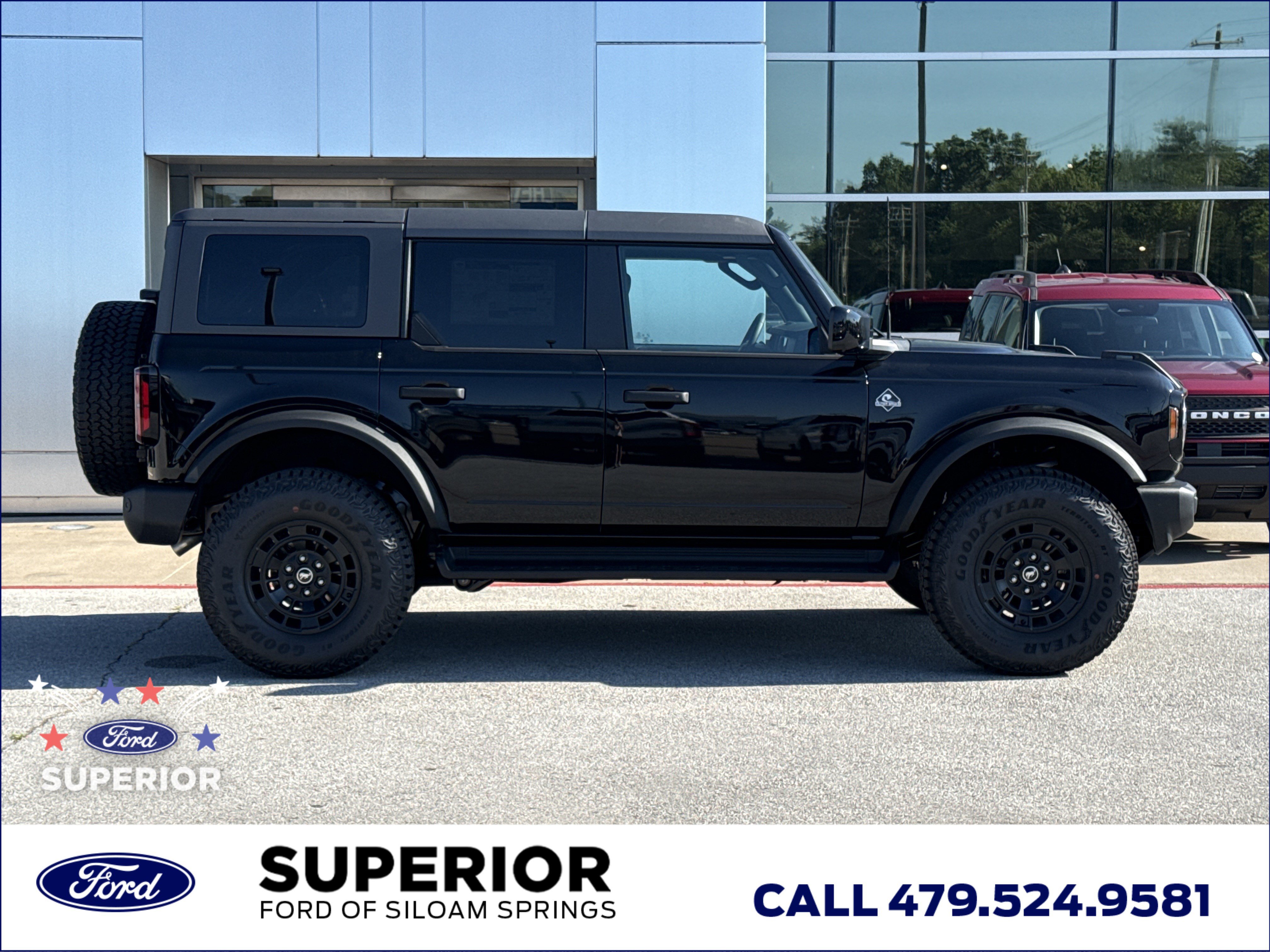 New 2026 Shadow Black Ford Outer Banks 4WD image 2